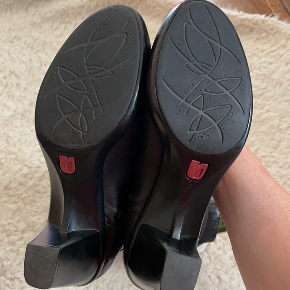 Umberto Raffini Women’s Boots - Picture 6 of 13